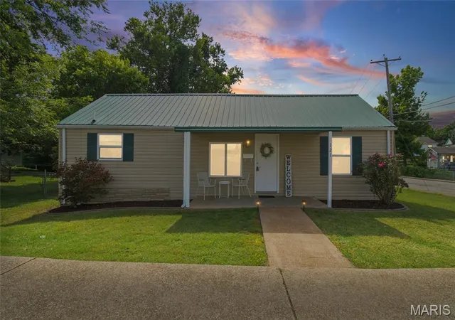31st image of 121 Chestnut St, Festus, MO 63028 | MLS# MIS26051995