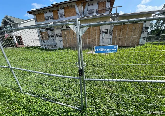 2nd image of 732 Seagate Dr, O Fallon, IL 62269 | MLS# MIS26052027
