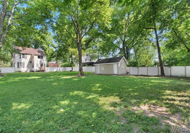 4th image of 419 S Van Buren Ave, Saint Louis, MO 63122 | MLS# MIS26052041