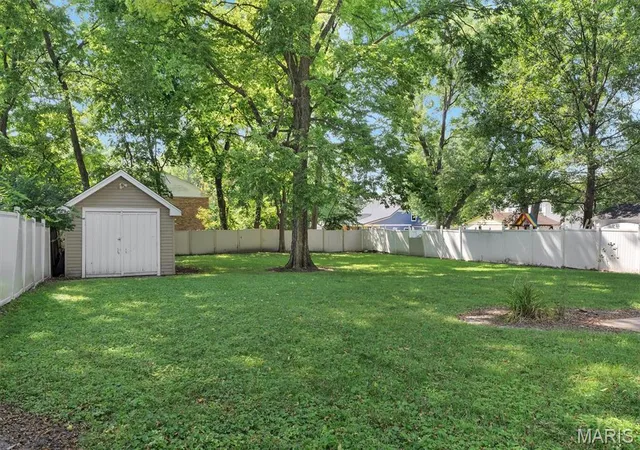 5th image of 419 S Van Buren Ave, Saint Louis, MO 63122 | MLS# MIS26052041