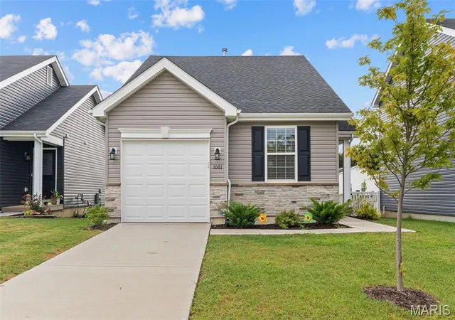 Photo 1 of Single family home for sale at 1061 Vardon Meadows Dr, Union, MO 63084 | MLS# MIS26052045 | Listing updated on 2026-09-08