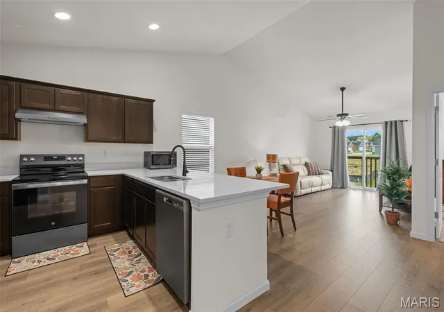 Photo 3 of Single family home for sale at 1061 Vardon Meadows Dr, Union, MO 63084 | MLS# MIS26052045 | Listing updated on 2026-09-08