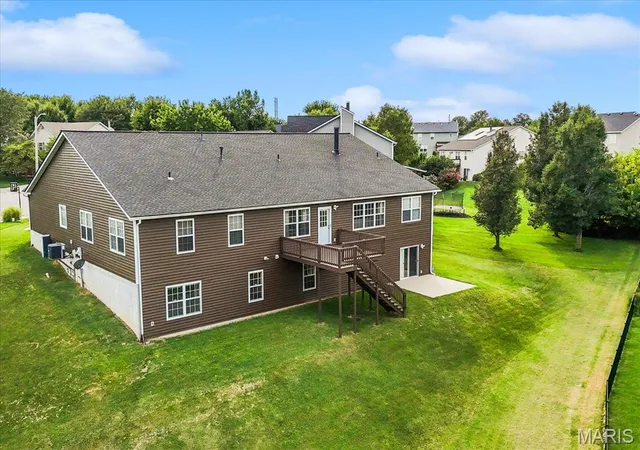2nd image of 401 Wiegerstown Rd, O Fallon, IL 62269 | MLS# MIS26052048
