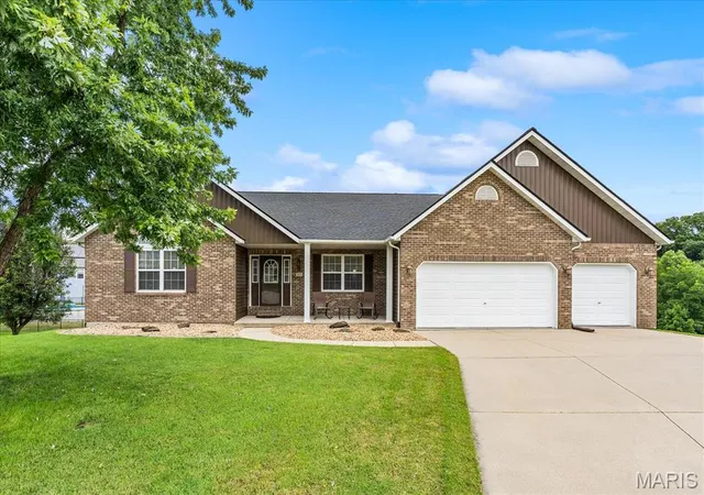 Photo 52 of Sale Pending at 401 Wiegerstown Rd, O Fallon, IL 62269 | MLS# MIS26052048 | Listing updated on 2026-08-31