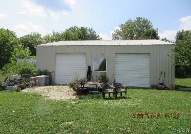 Photo 2 of Sale Pending at 19707 Hwy Uu, Louisiana, MO 63353 | MLS# MIS26052052 | Listing updated on 2026-10-01