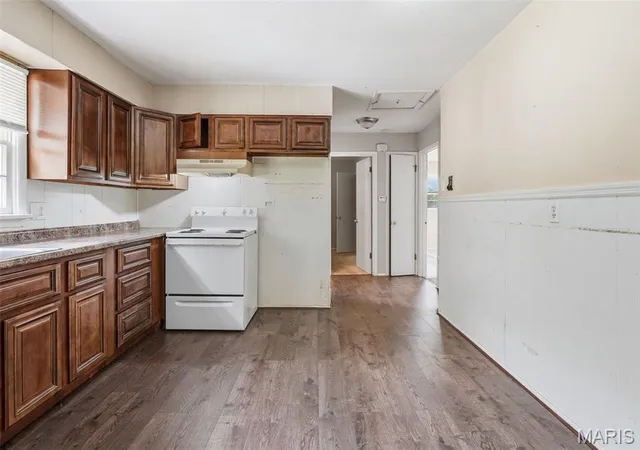 image of 7415 Castro Dr, Saint Louis, MO 63135 | MLS# MIS26052072