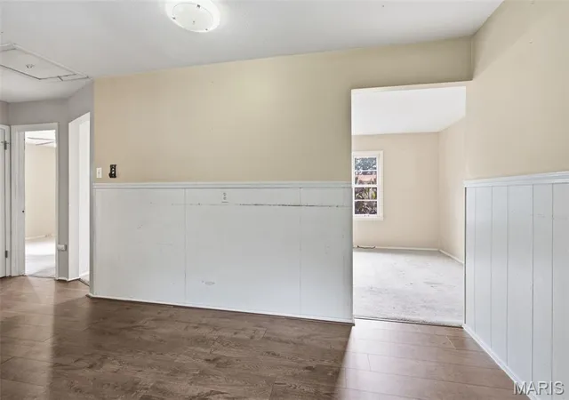 image of 7415 Castro Dr, Saint Louis, MO 63135 | MLS# MIS26052072
