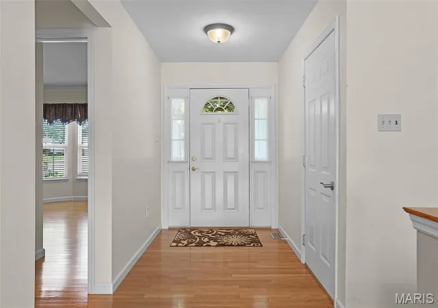 Photo 3 of Sale Pending at 1320 Running Creek Ct, Washington, MO 63090 | MLS# MIS26052073 | Listing updated on 2026-08-21