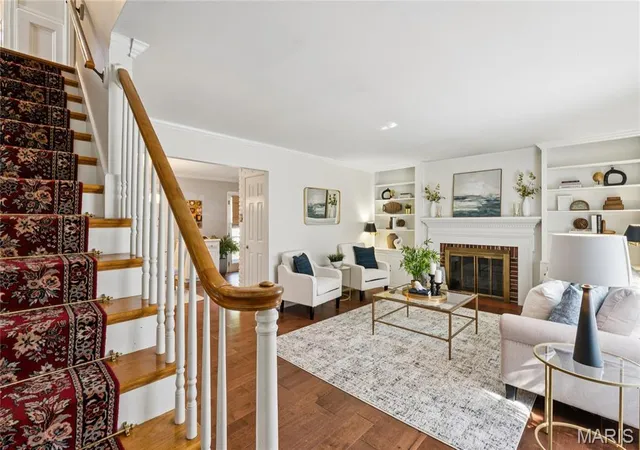 5th image of 729 Chippendale Ct, Saint Louis, MO 63122 | MLS# MIS26052074