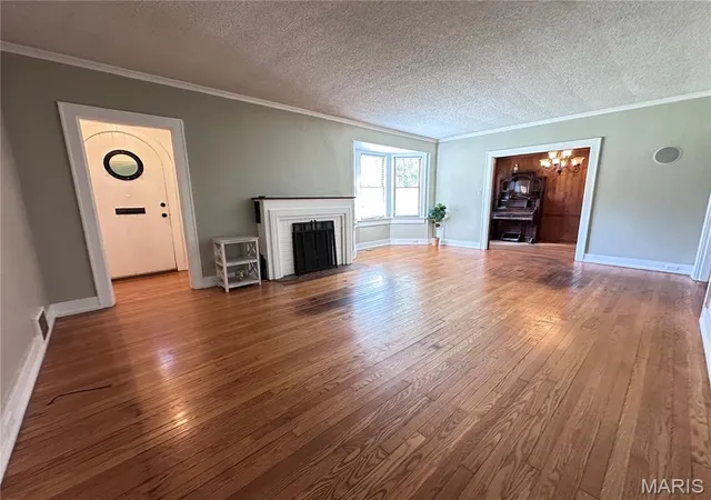 Photo 3 of Single family home for sale at 910 N Kingshighway St, Sikeston, MO 63801 | MLS# MIS26052083 | Listing updated on 2026-10-10