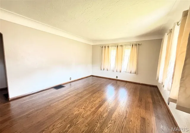 5th image of 600 Washington Ave, East Alton, IL 62024 | MLS# MIS26052093