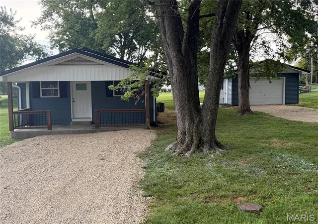 1st image of 1404 E Ridge Rd, Desloge, MO 63601 | MLS# MIS26052106