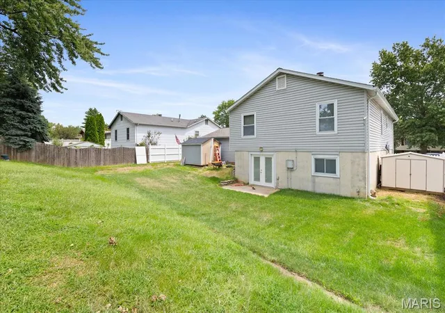 Photo 30 of Sale Pending at 2843 Park Valley Dr, Saint Peters, MO 63376 | MLS# MIS26052118 | Listing updated on 2026-08-31