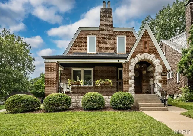 Photo 1 of Single family home for sale at 40000 Loughborough Ave, Saint Louis, MO 63116 | MLS# MIS26052135 | Listing updated on 2026-09-13