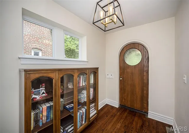 Photo 4 of Single family home for sale at 40000 Loughborough Ave, Saint Louis, MO 63116 | MLS# MIS26052135 | Listing updated on 2026-09-13