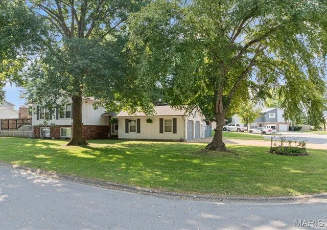38th image of 738 Fort Henry Rd, Belleville, IL 62221 | MLS# MIS26052137