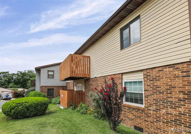 Photo 3 of Condo for sale at 21 Parkridge, Belleville, IL 62226 | MLS# MIS26052138 | Listing updated on 2026-09-08