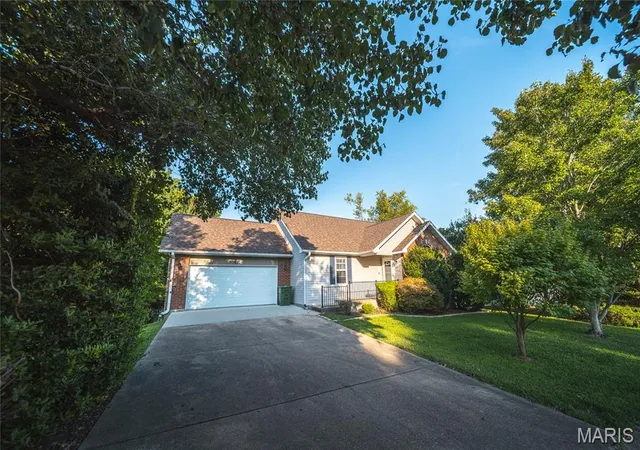 1st image of 821 Cambridge Dr, Rolla, MO 65401 | MLS# MIS26052139