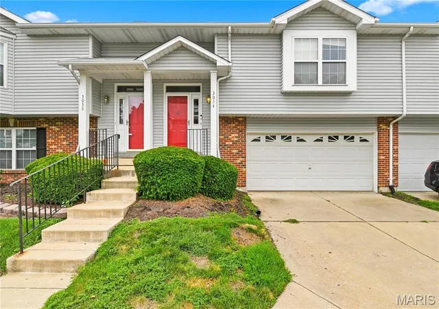 Photo 1 of Sale Pending at 3034 Crown Dr #D, Saint Peters, MO 63376 | MLS# MIS26052168 | Listing updated on 2026-09-04