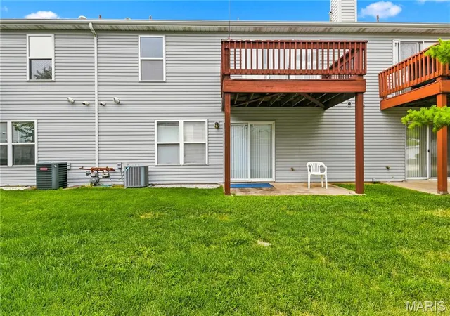 Photo 2 of Sale Pending at 3034 Crown Dr #D, Saint Peters, MO 63376 | MLS# MIS26052168 | Listing updated on 2026-09-04