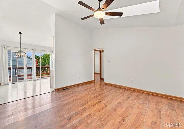 Listing Photo 4 - Condo for sale in building located at 3034 Crown Dr, St Peters, MO 63376 - Unit #D