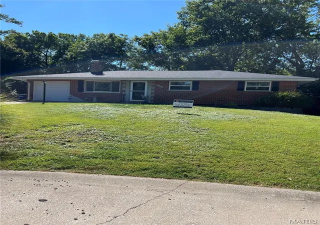 Photo 3 of Single family home for sale at 4120 Rain Ridge Dr, Saint Louis, MO 63125 | MLS# MIS26052173 | Listing updated on 2026-10-05