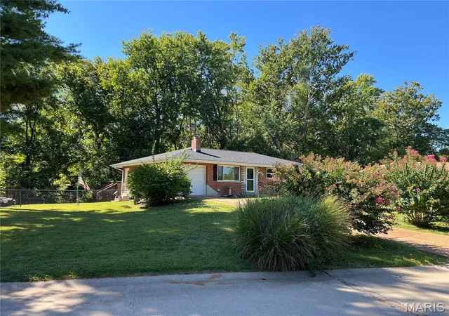Photo 52 of Single family home for sale at 4120 Rain Ridge Dr, Saint Louis, MO 63125 | MLS# MIS26052173 | Listing updated on 2026-10-05