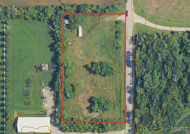 Photo 2 of Sale Pending at 3233 Hwy T, Foristell, MO 63348 | MLS# MIS26052176 | Listing updated on 2026-08-25