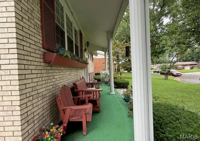 Photo 2 of Sale Pending at 14 Mercer Dr, Granite City, IL 62040 | MLS# MIS26052181 | Listing updated on 2026-08-19