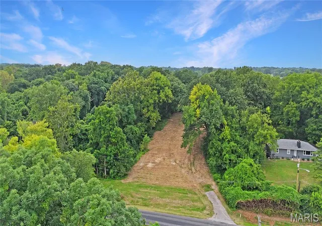 8th image of 5886 Sugar Loaf Rd, Collinsville, IL 62234 | MLS# MIS26052183