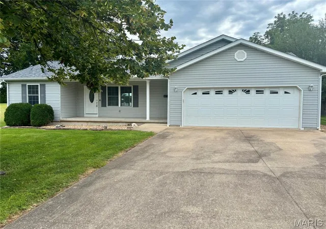 Photo 2 of Single family home for sale at 202 S Norwood Ave, Montgomery City, MO 63361 | MLS# MIS26052184 | Listing updated on 2026-08-20