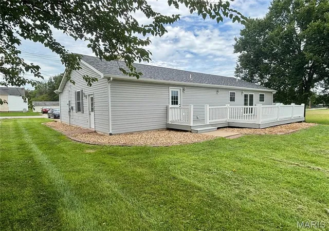 Photo 4 of Single family home for sale at 202 S Norwood Ave, Montgomery City, MO 63361 | MLS# MIS26052184 | Listing updated on 2026-08-20