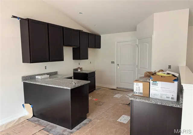 Photo 4 of Sale Pending at 10812 Mulberry Dr, Foristell, MO 63348 | MLS# MIS26052187 | Listing updated on 2026-08-26