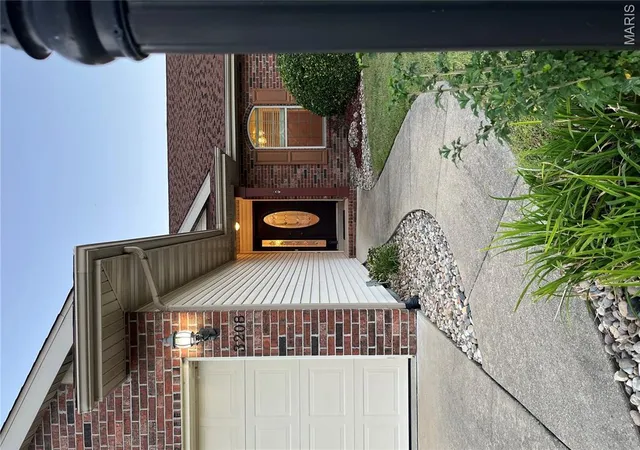 Condo for sale at 3208 Leverett Ct, Alton, IL 62002 | MLS# MIS26052192 | Listing updated on 2026-10-07