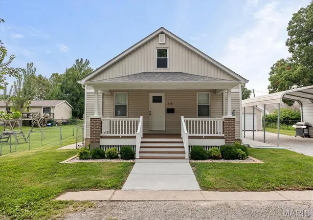 Photo 1 of Single family home for sale at 115 S Fillmore St, Red Bud, IL 62278 | MLS# MIS26052203 | Listing updated on 2026-08-22