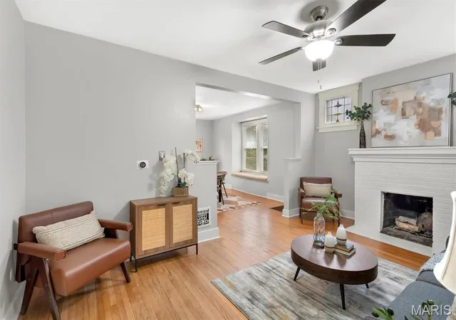 Photo 5 of Sale Pending at 2026 Princeton Pl, Saint Louis, MO 63117 | MLS# MIS26052212 | Listing updated on 2026-08-25