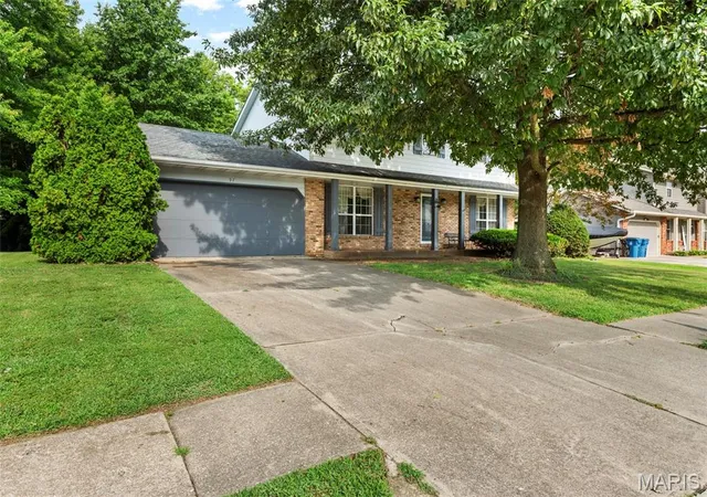 Photo 2 of Single family home for sale at 97 Sugarmill Rd, Troy, IL 62294 | MLS# MIS26052219 | Listing updated on 2026-08-22