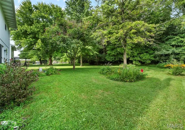 Photo 3 of Single family home for sale at 97 Sugarmill Rd, Troy, IL 62294 | MLS# MIS26052219 | Listing updated on 2026-08-22