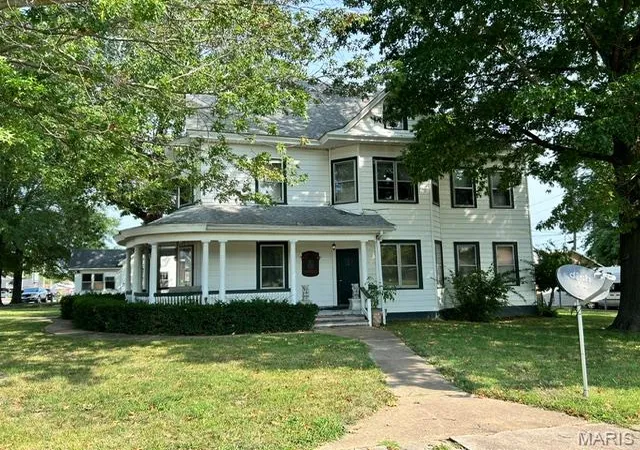 3rd image of 900 Cedar St, Bismarck, MO 63624 | MLS# MIS26052223