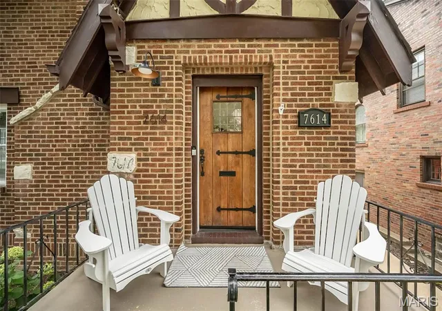 3rd image of 7614 Carswold, Saint Louis, MO 63105 | MLS# MIS26052235
