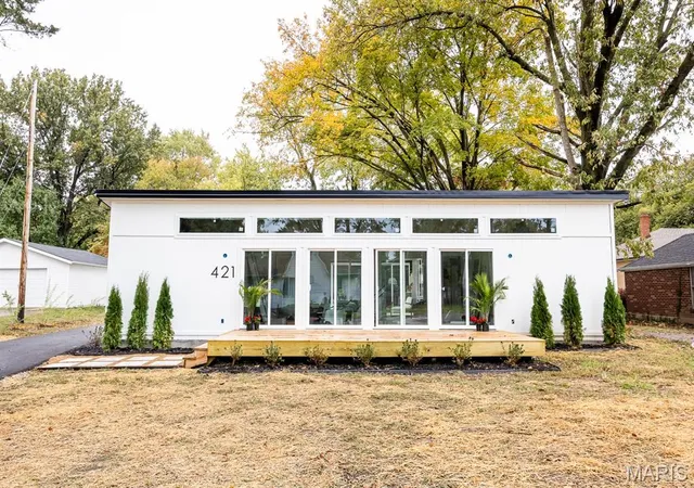 1st image of 421 W Hwy 50, O'fallon, IL 62269 | MLS# MIS26052248