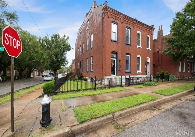 43rd image of 2869 Missouri Ave, Saint Louis, MO 63118 | MLS# MIS26052255