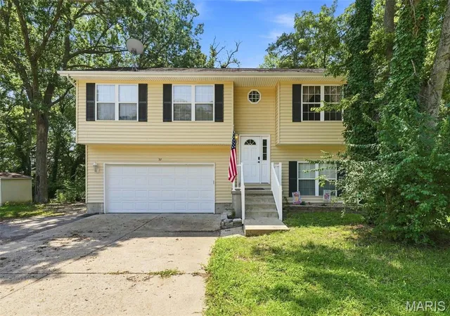 1st image of 52 Lois Ln, Fenton, MO 63026 | MLS# MIS26052263