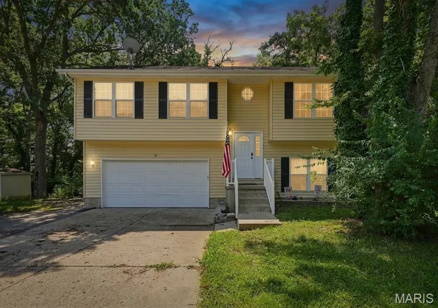 28th image of 52 Lois Ln, Fenton, MO 63026 | MLS# MIS26052263