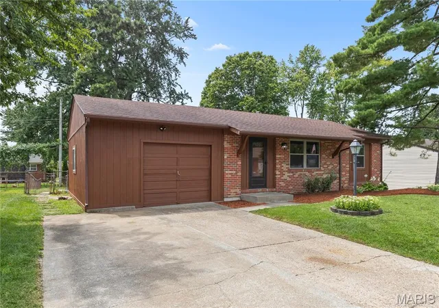 17th image of 3239 Greenwich Ln, Saint Charles, MO 63301 | MLS# MIS26052264