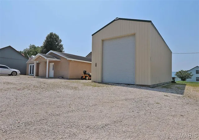Photo 1 of Single family home for sale at 271 Shawneetown Rd, Jackson, MO 63755 | MLS# MIS26052265 | Listing updated on 2026-09-23