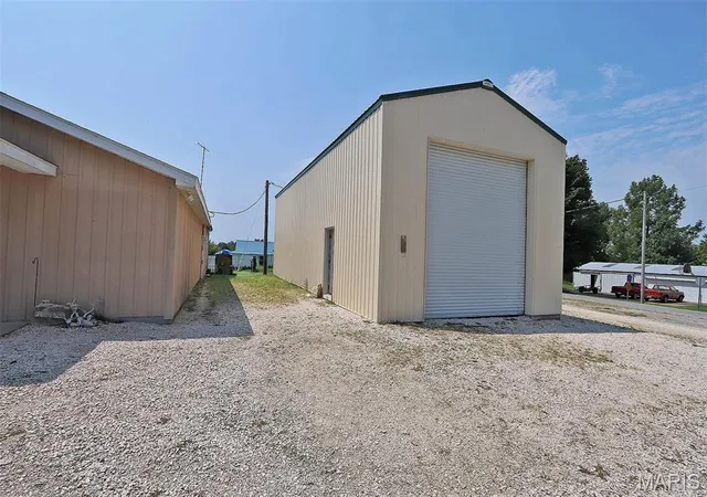 Photo 2 of Single family home for sale at 271 Shawneetown Rd, Jackson, MO 63755 | MLS# MIS26052265 | Listing updated on 2026-09-23