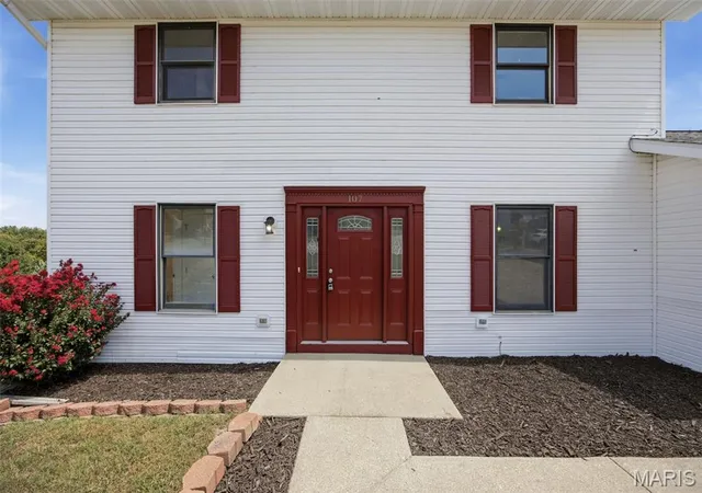 Photo 3 of Single family home for sale at 107 Meadow Ln, Saint Robert, MO 65584 | MLS# MIS26052272 | Listing updated on 2026-10-01