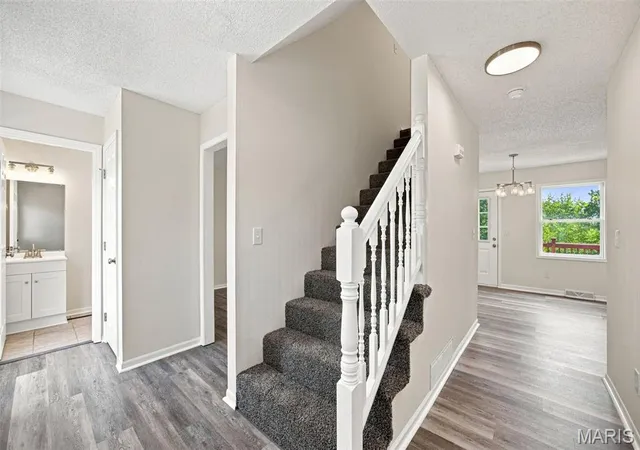 Photo 4 of Single family home for sale at 107 Meadow Ln, Saint Robert, MO 65584 | MLS# MIS26052272 | Listing updated on 2026-10-01