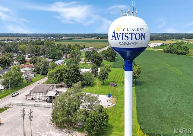 Photo 50 of Sale Pending at 262 Newport Dr, Aviston, IL 62216 | MLS# MIS26052284 | Listing updated on 2026-08-23